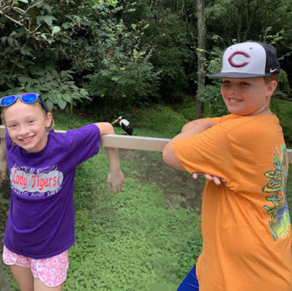 Meet your Posher, Lorel - Picture 1 of 1